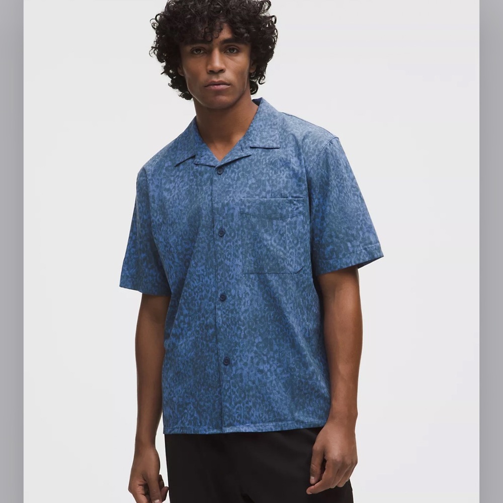 LULULEMON airing easy camp collar shirt